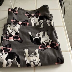 Lularoe dog print leggings
